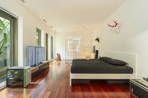 Lägenhet till salu i Barcelona, Spanien 2 sovrum, 144 kvm. Nr. 161438 - foto 25