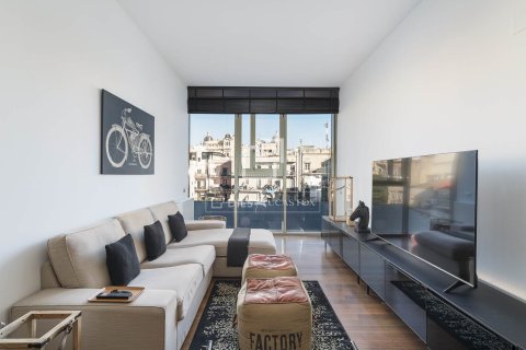 Lägenhet till salu i Barcelona, Spanien 2 sovrum, 144 kvm. Nr. 161438 - foto 4