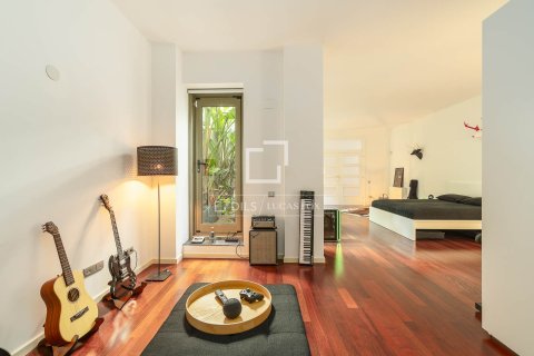 Lägenhet till salu i Barcelona, Spanien 2 sovrum, 144 kvm. Nr. 161438 - foto 28