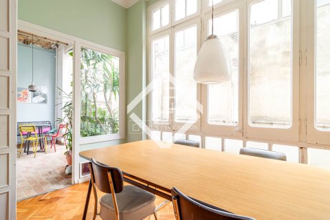 Lägenhet till salu i Barcelona, Spanien 5 sovrum, 195 kvm. Nr. 161434 - foto 19