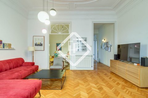 Lägenhet till salu i Barcelona, Spanien 5 sovrum, 195 kvm. Nr. 161434 - foto 30