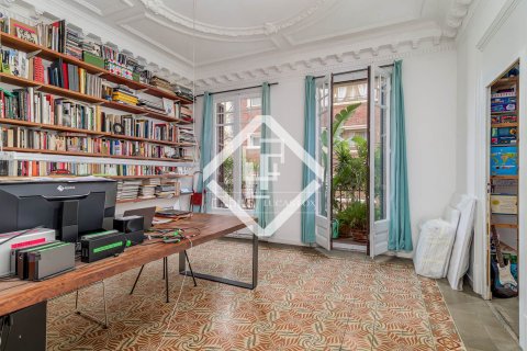 Lägenhet i Barcelona, Spanien 5 sovrum, 195 kvm. Nr. 161434