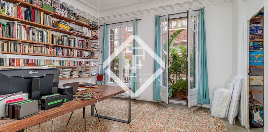 Lägenhet i Barcelona, Spanien 5 sovrum, 195 kvm. Nr. 161434