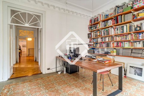 Lägenhet till salu i Barcelona, Spanien 5 sovrum, 195 kvm. Nr. 161434 - foto 4