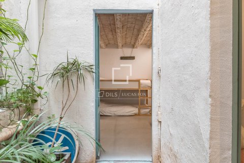 Lägenhet till salu i Barcelona, Spanien 3 sovrum, 155 kvm. Nr. 161437 - foto 24