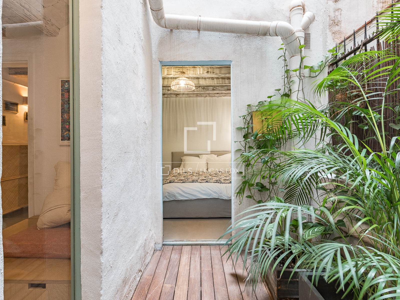 Huoneisto Barcelona, Espanja 3 makuuhuonetta, 155 m2 No. 161437