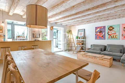 Lägenhet till salu i Barcelona, Spanien 3 sovrum, 155 kvm. Nr. 161437 - foto 6