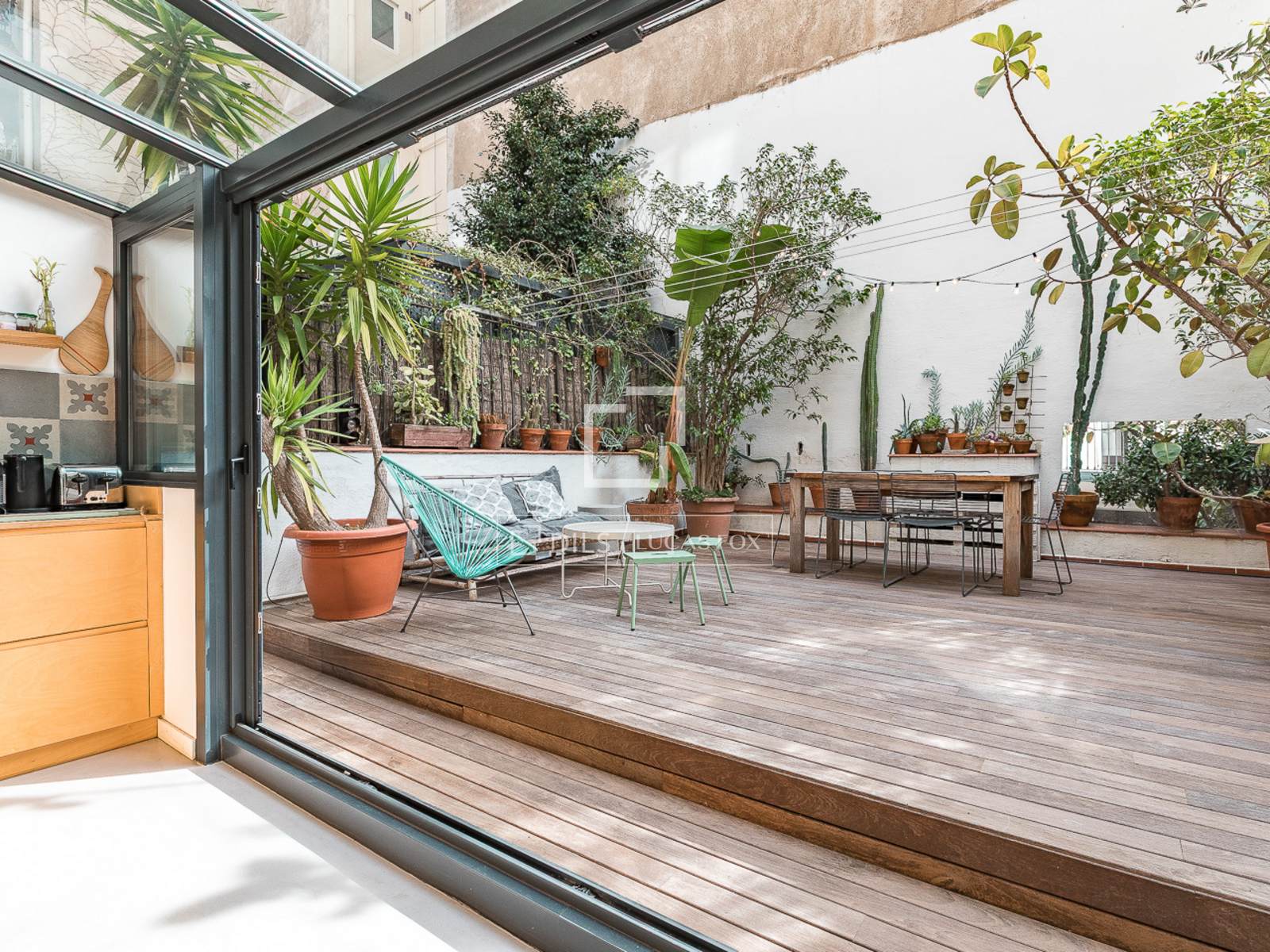 Huoneisto Barcelona, Espanja 3 makuuhuonetta, 155 m2 No. 161437
