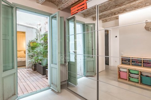 Lägenhet till salu i Barcelona, Spanien 3 sovrum, 155 kvm. Nr. 161437 - foto 26