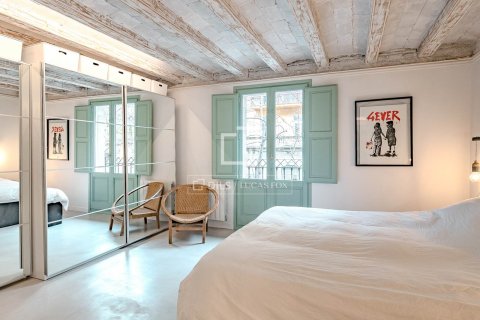 Lägenhet till salu i Barcelona, Spanien 3 sovrum, 155 kvm. Nr. 161437 - foto 16