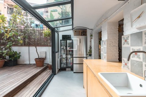 Lägenhet till salu i Barcelona, Spanien 3 sovrum, 155 kvm. Nr. 161437 - foto 10