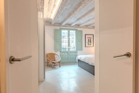 Lägenhet till salu i Barcelona, Spanien 3 sovrum, 155 kvm. Nr. 161437 - foto 22