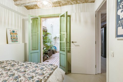 Lägenhet till salu i Barcelona, Spanien 3 sovrum, 155 kvm. Nr. 161437 - foto 21