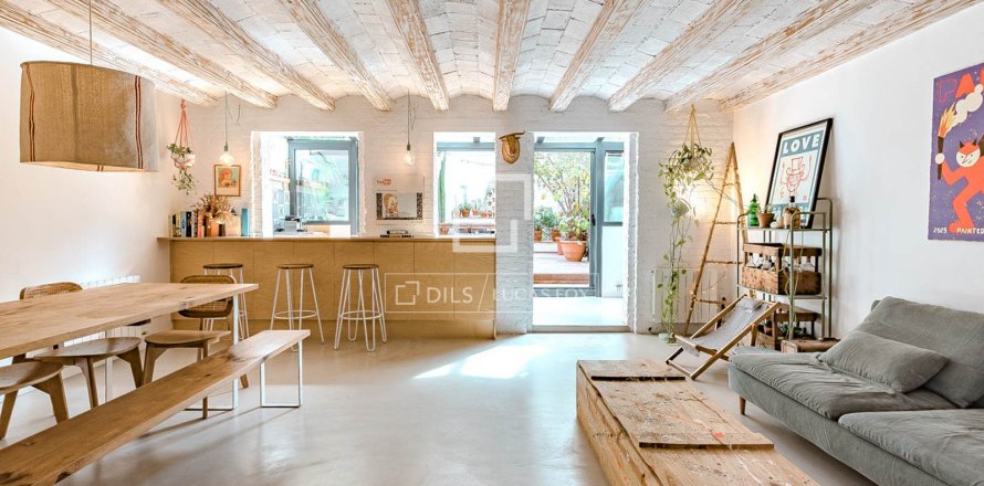 Lägenhet i Barcelona, Spanien 3 sovrum, 155 kvm. Nr. 161437