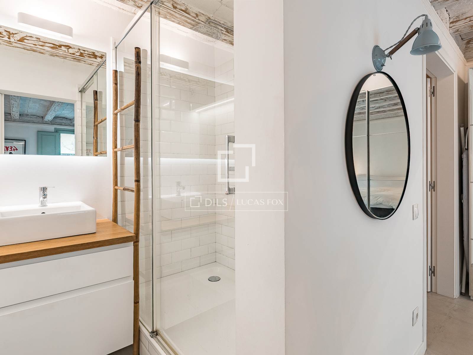 Huoneisto Barcelona, Espanja 3 makuuhuonetta, 155 m2 No. 161437