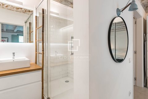 Lägenhet till salu i Barcelona, Spanien 3 sovrum, 155 kvm. Nr. 161437 - foto 18