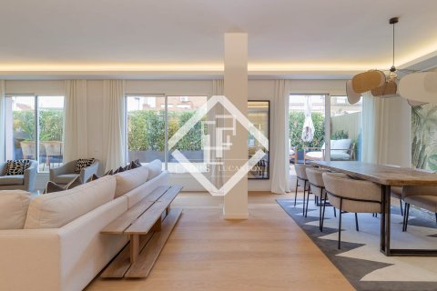 Lägenhet till salu i Barcelona, Spanien 3 sovrum, 133 kvm. Nr. 161440 - foto 13