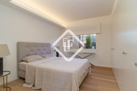 Lägenhet till salu i Barcelona, Spanien 3 sovrum, 133 kvm. Nr. 161440 - foto 25