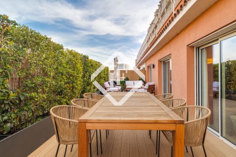 Lägenhet till salu i Barcelona, Spanien 3 sovrum, 133 kvm. Nr. 161440 - foto 11