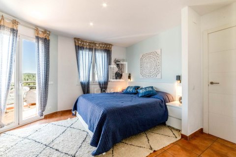 Villa for sale in Sitges, Barcelona, Spain 7 bedrooms, 290 sq.m. No. 161435 - photo 24