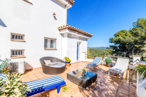 Villa for sale in Sitges, Barcelona, Spain 7 bedrooms, 290 sq.m. No. 161435 - photo 8