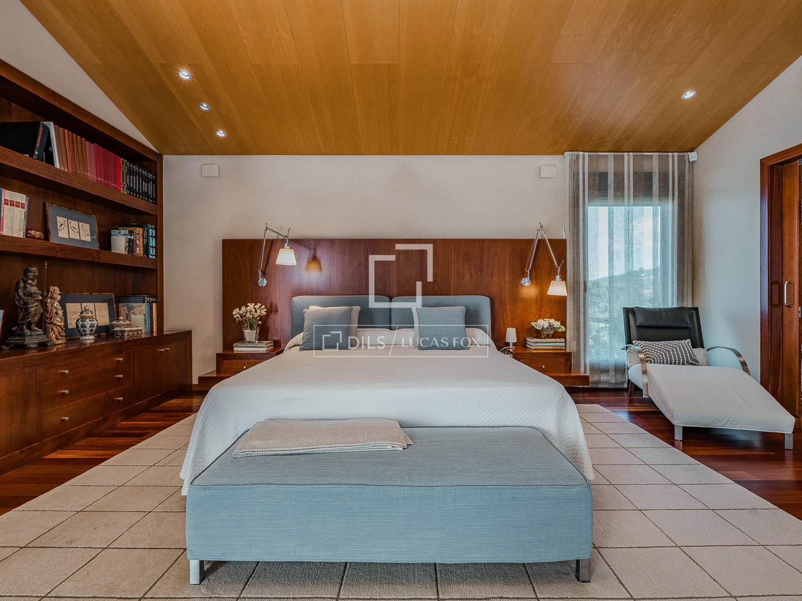 Villa a Barcelona, Spagna 7 camere da letto, 659 mq. N° 161439