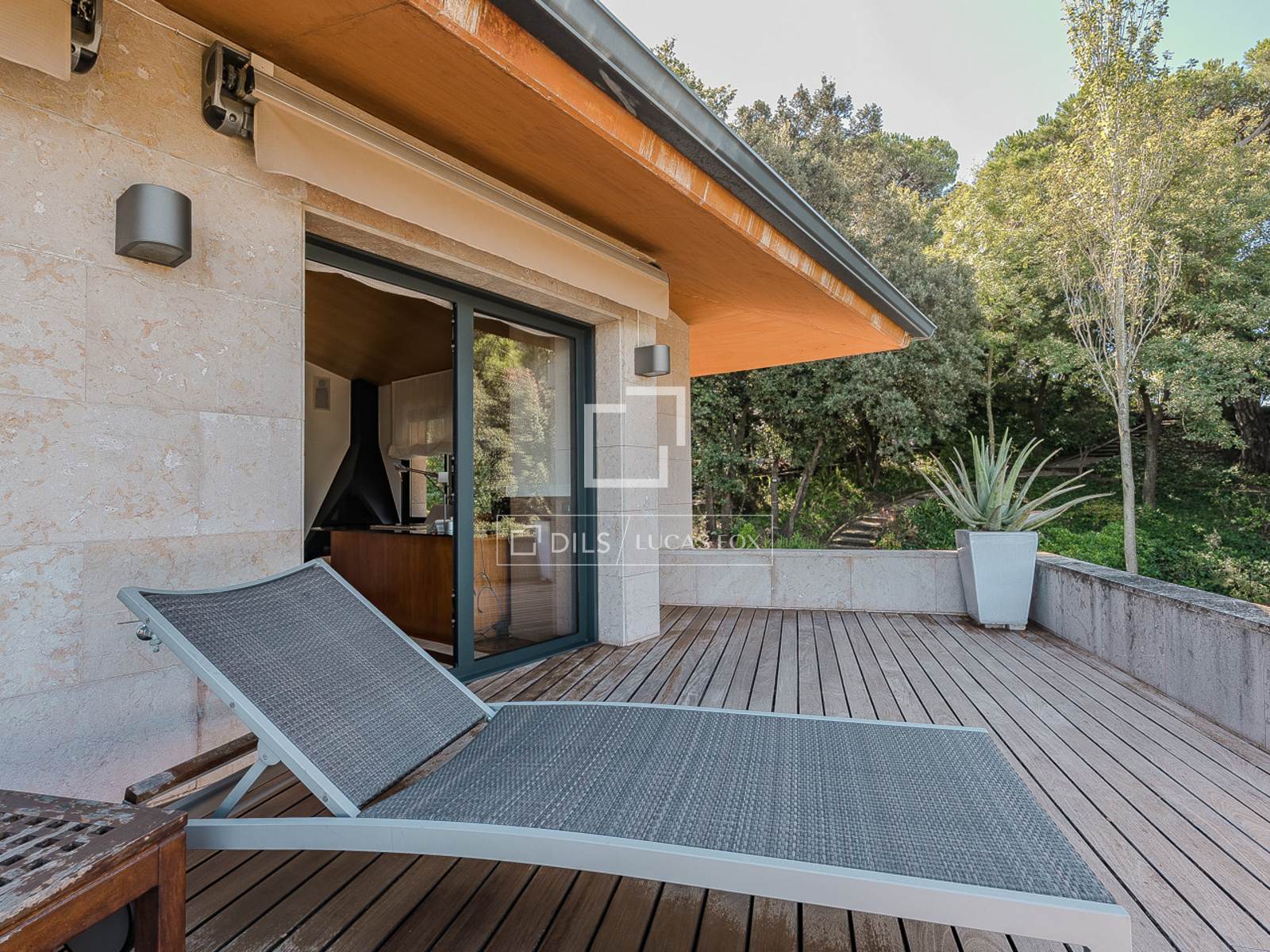 Villa a Barcelona, Spagna 7 camere da letto, 659 mq. N° 161439