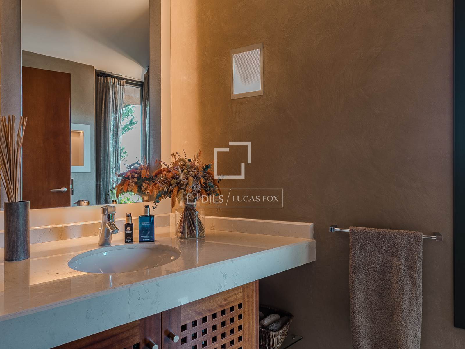 Villa a Barcelona, Spagna 7 camere da letto, 659 mq. N° 161439