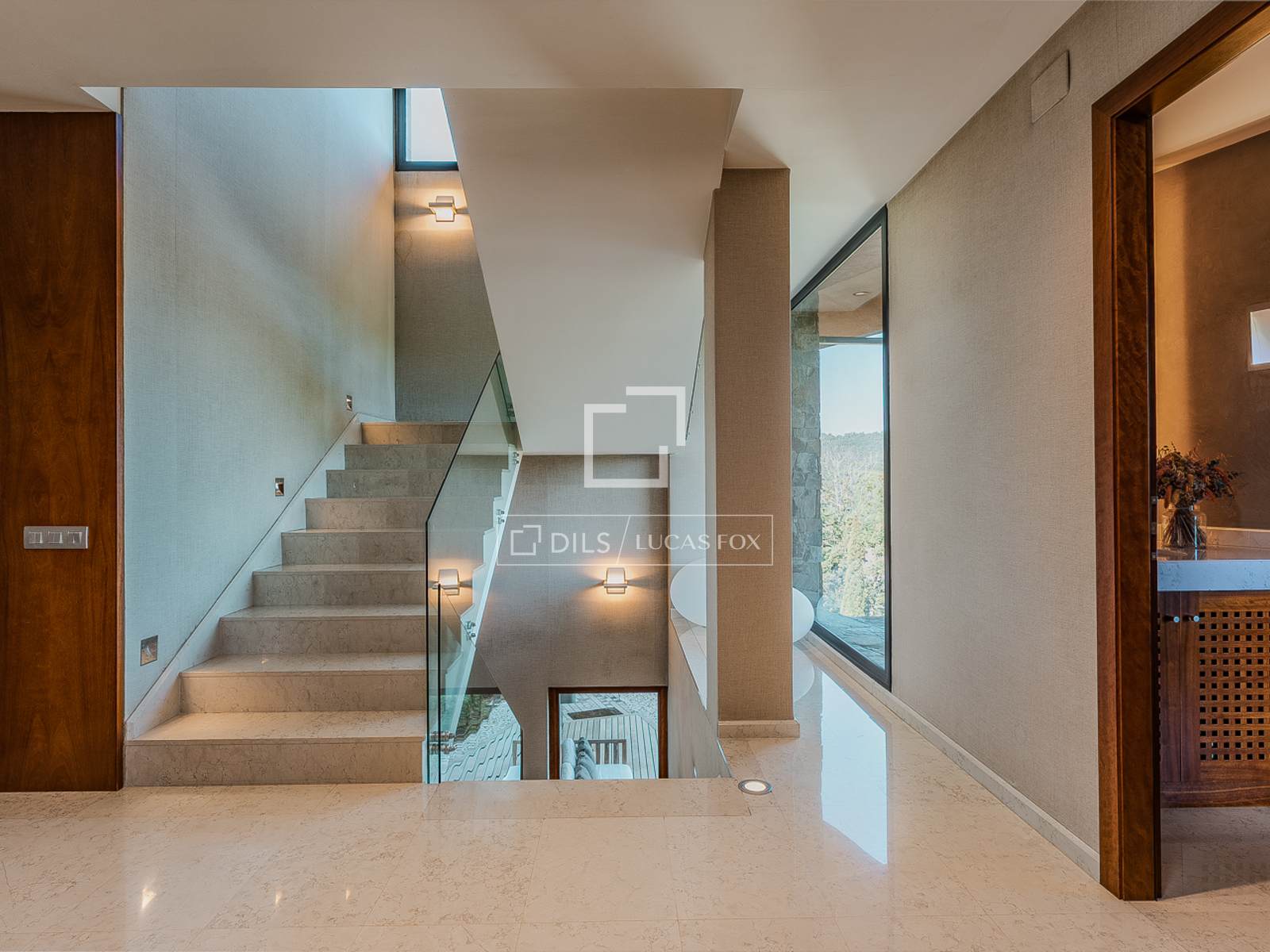 Villa a Barcelona, Spagna 7 camere da letto, 659 mq. N° 161439