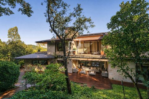 Villa in Barcelona, Spanien 7 Schlafzimmer, 659 m2 Nr. 161439