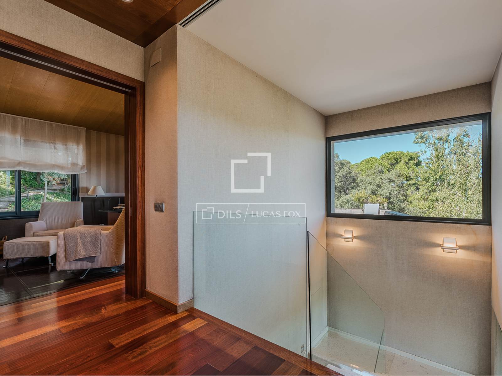 Villa a Barcelona, Spagna 7 camere da letto, 659 mq. N° 161439