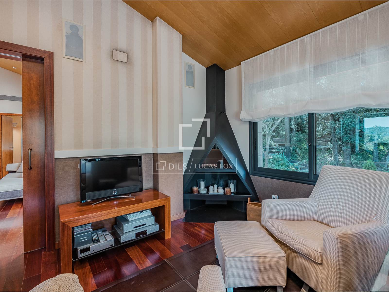 Villa a Barcelona, Spagna 7 camere da letto, 659 mq. N° 161439