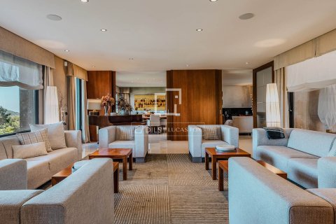 Villa zum Verkauf in Barcelona, Spanien 7 Schlafzimmer, 659 m2 Nr. 161439 - Foto 27