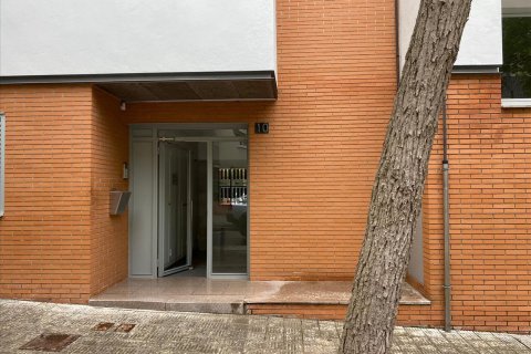 Сasa en venta en Sant Fruitós de Bages, Barcelona, España 4 dormitorios, 136 m2 No. 191265 - foto 2