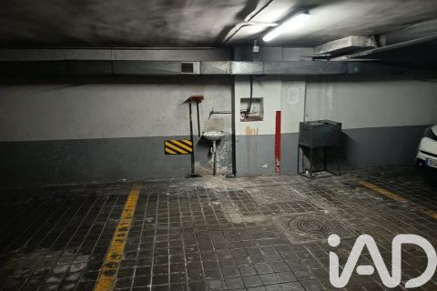 Garage for sale in Madrid, Spain No. 184666 - photo 22