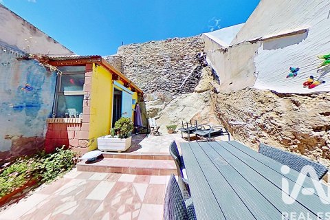 Townhouse for sale in Sax, Alicante, Spain 4 bedrooms, 158.4 sq.m. No. 184667 - photo 3