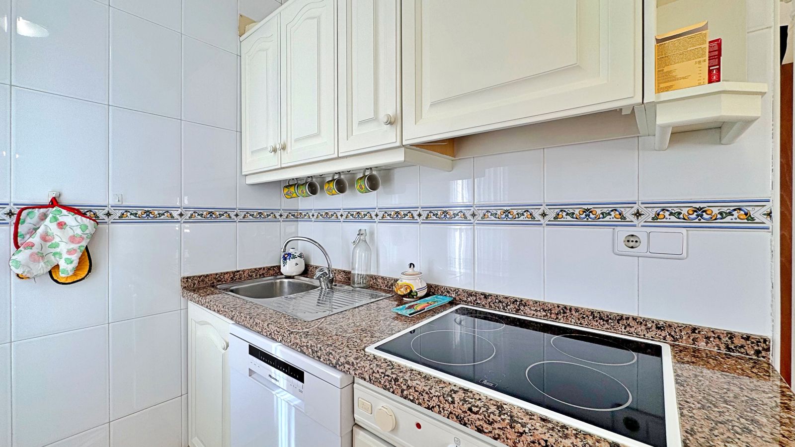 Apartamento en La Zenia, Alicante, España 2 dormitorios, 64 m2 No. 134776