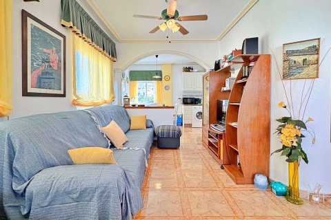 Продажа квартиры Ла Зения, Аликанте, Испания 2 спальни, 64м2 №134776 - фото 7