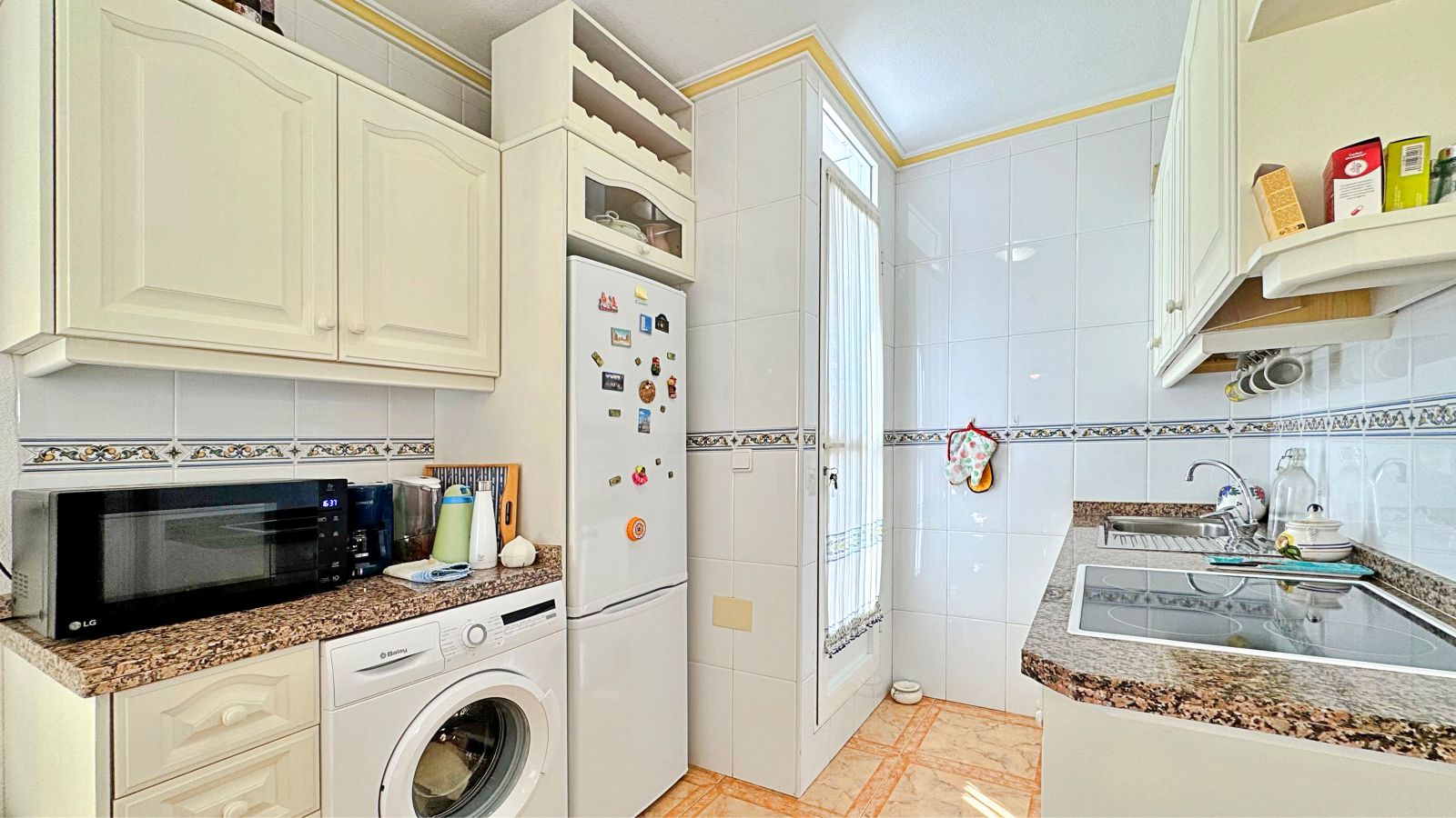 Apartamento en La Zenia, Alicante, España 2 dormitorios, 64 m2 No. 134776