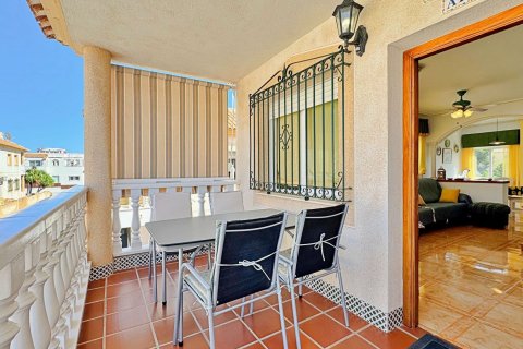 Продажа квартиры Ла Зения, Аликанте, Испания 2 спальни, 64м2 №134776 - фото 3