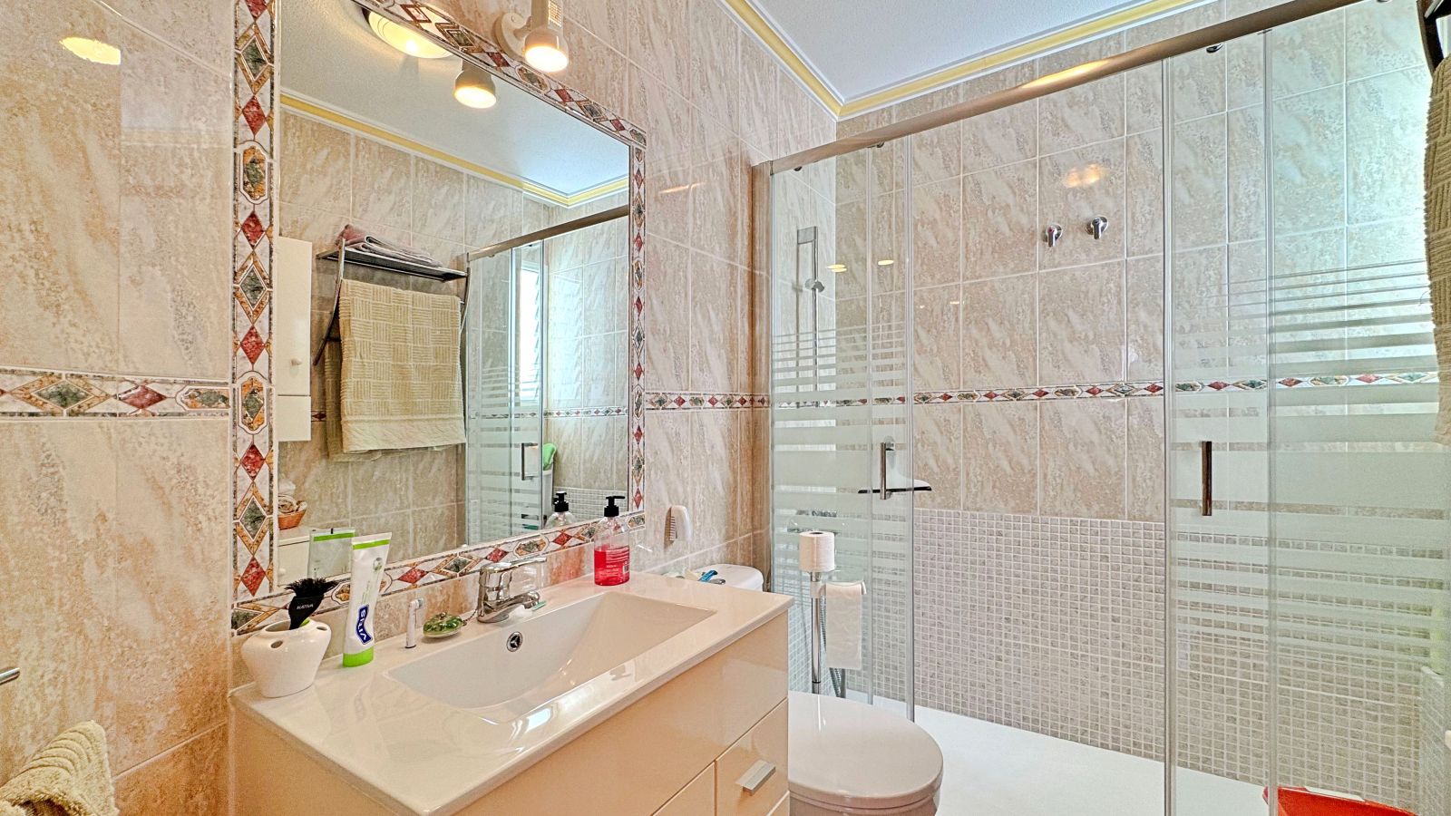 Apartamento en La Zenia, Alicante, España 2 dormitorios, 64 m2 No. 134776