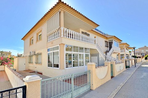 Продажа квартиры Ла Зения, Аликанте, Испания 2 спальни, 64м2 №134776 - фото 1