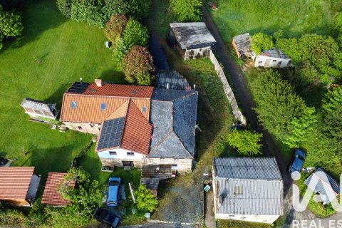 House for sale in Moeche, A Coruna, Spain 3 bedrooms, 136 sq.m. No. 184774 - photo 2