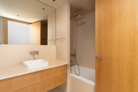 Apartment for sale in Barcelona, Spain 4 bedrooms, 201 sq.m. No. 160995 - photo 19