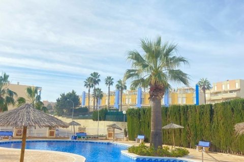 Duplex in vendita a Dehesa De Campoamor, Alicante, Spagna 3 camere da letto, 100 mq. N° 179562 - foto 4