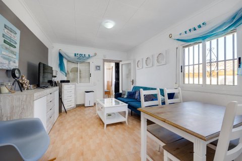 Villa en venta La Marina, Alicante, España 3 dormitorios, 114 m2 No. 137982 - foto 9