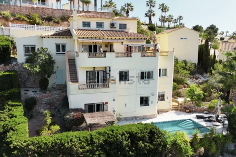 Huvila myytävänä Alicante, Espanja, 5 makuuhuonetta, 214 m2 No. 137978 - kuva 2