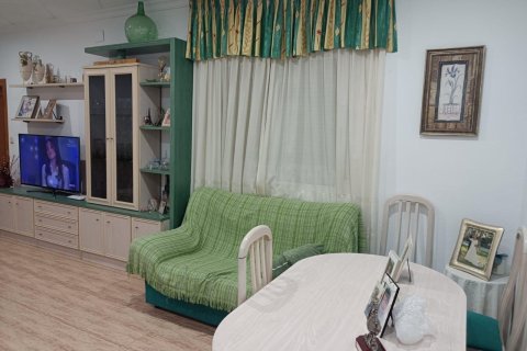 Townhouse for sale Cox, Alicante, Spain 4 bedrooms, 300 sq.m. No. 137981 - photo 8