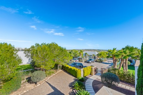 Villa for sale Alicante, Spain 4 bedrooms, 170 sq.m. No. 137979 - photo 27