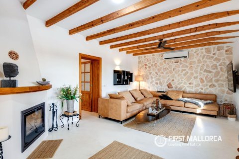 Finca zum Verkauf in Llucmajor, Mallorca, Spanien 4 Schlafzimmer, 190 m2 Nr. 179414 - Foto 6